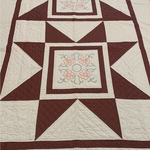 Elegant Cream and Brown Floral Quilt